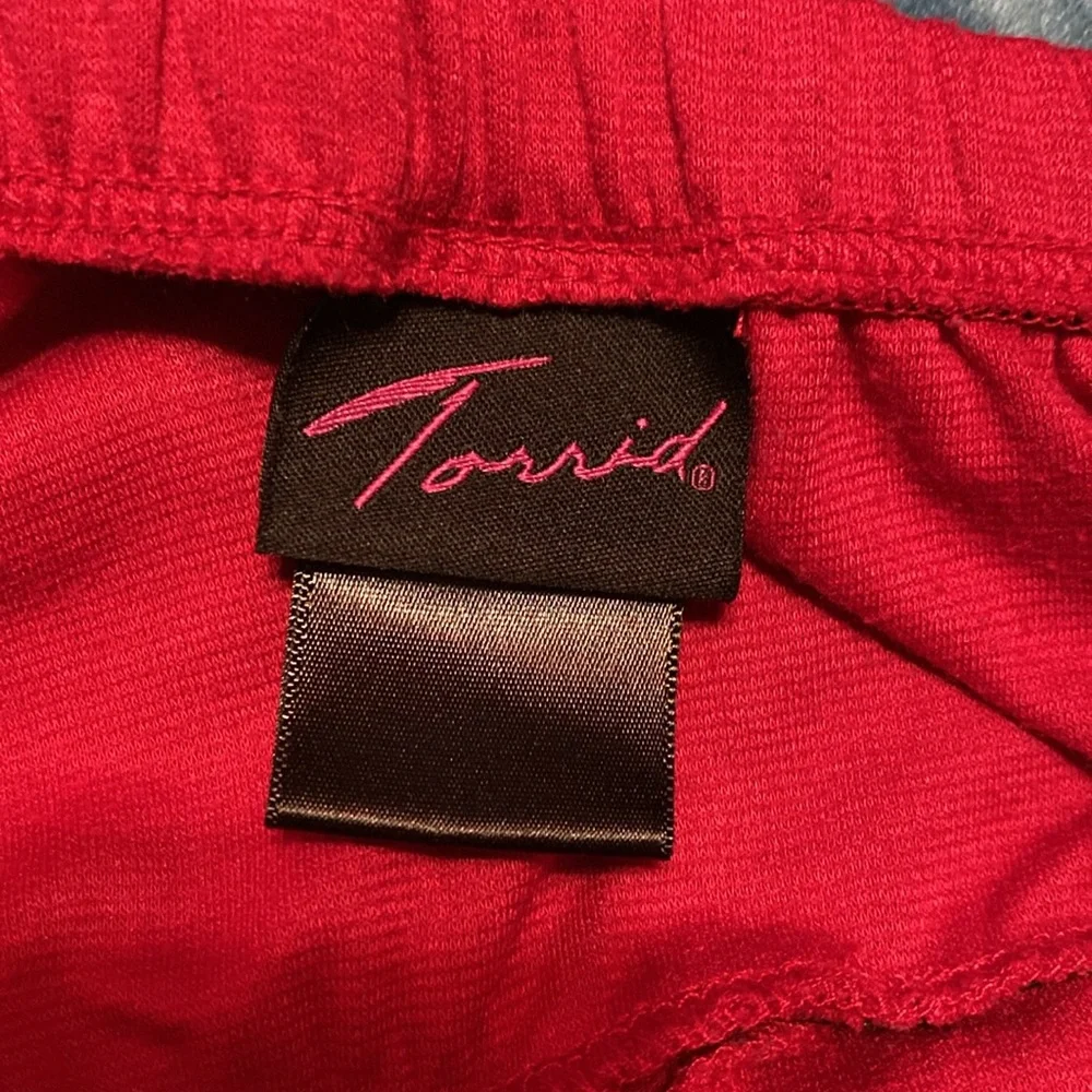 Torrid top - Picture 3 of 3